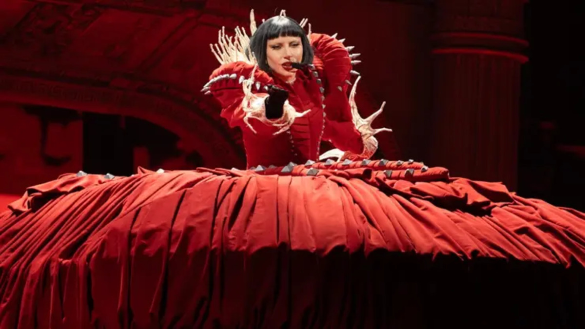 No momento, você está visualizando Lady Gaga quebra recorde de público com show histórico em Copacabana